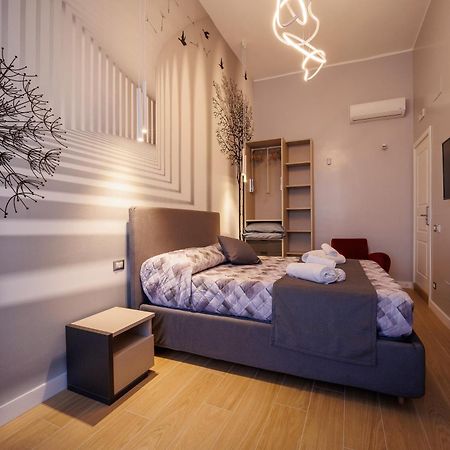 Maria Maruzzella B&B Luxury Suites เนเปิลส์ ภายนอก รูปภาพ