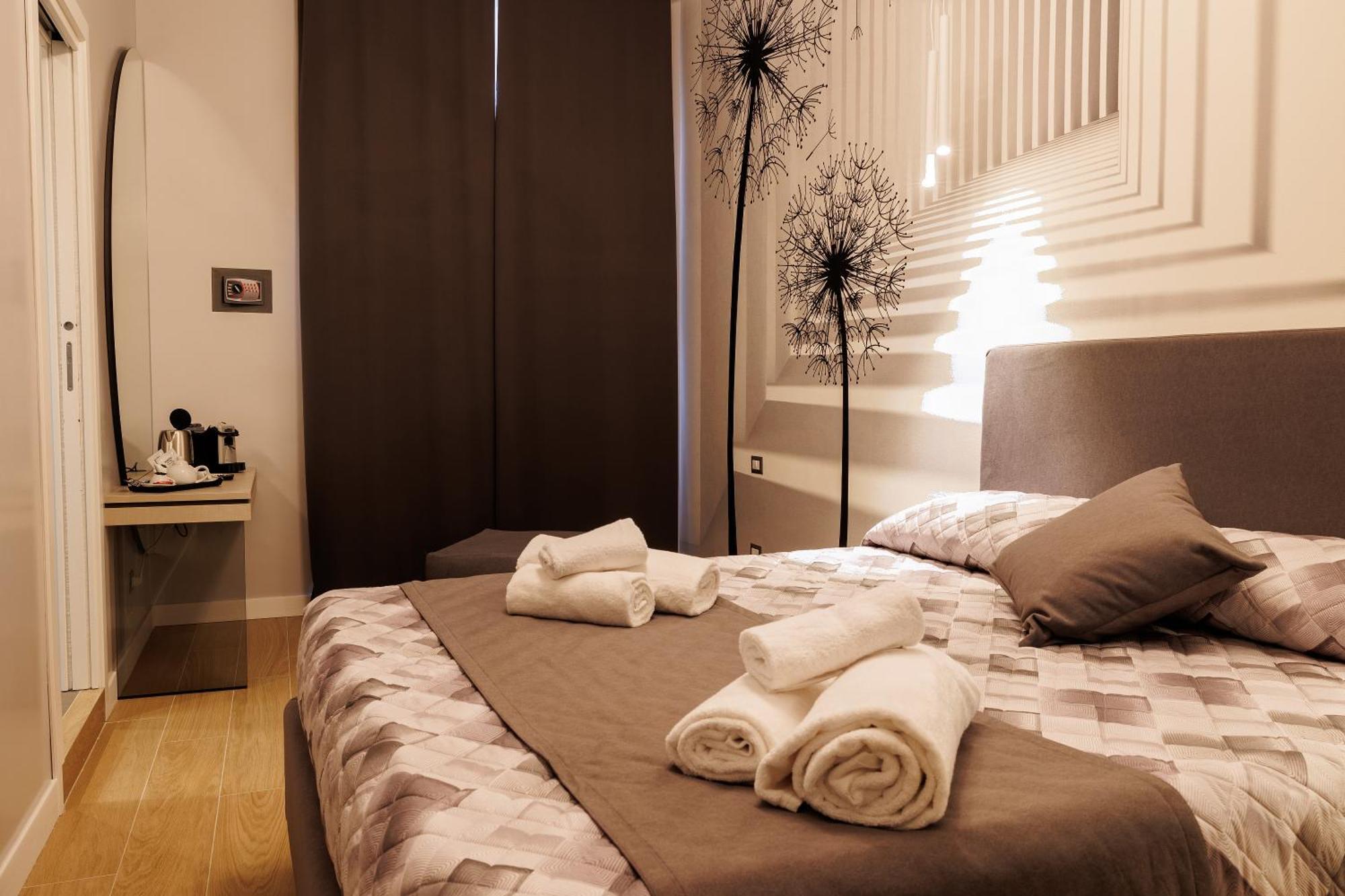 Maria Maruzzella B&B Luxury Suites เนเปิลส์ ภายนอก รูปภาพ